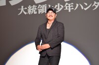 サプライズゲストとして登場した千葉真一。