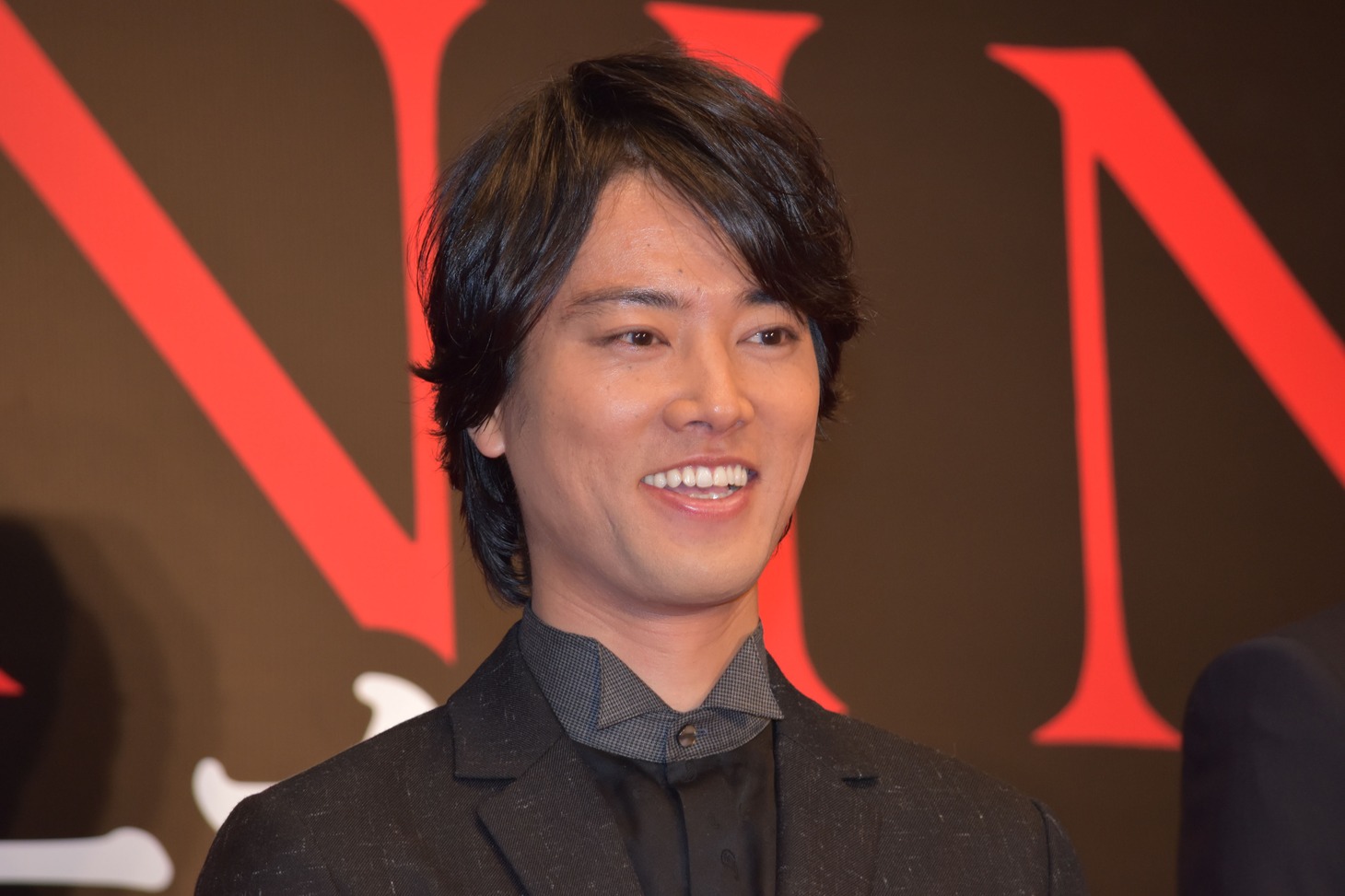 桐谷健太