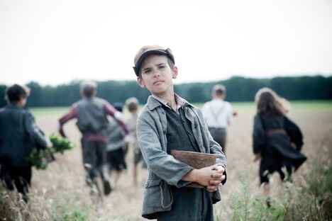 「ふたつの名前を持つ少年」 (c)2013 Bittersuess Pictures