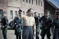 「ふたつの名前を持つ少年」 (c)2013 Bittersuess Pictures