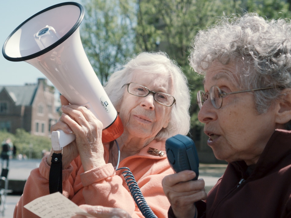 「シャーリー＆ヒンダ ウォール街を出禁になった2人」 Faction Film(c)2013