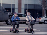 「シャーリー＆ヒンダ ウォール街を出禁になった2人」 Faction Film(c)2013