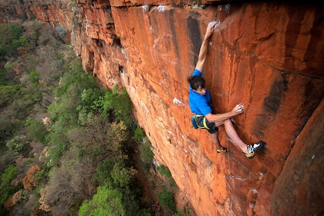 「Africa Fusion」 (c)Robert Breyer and Nic Good