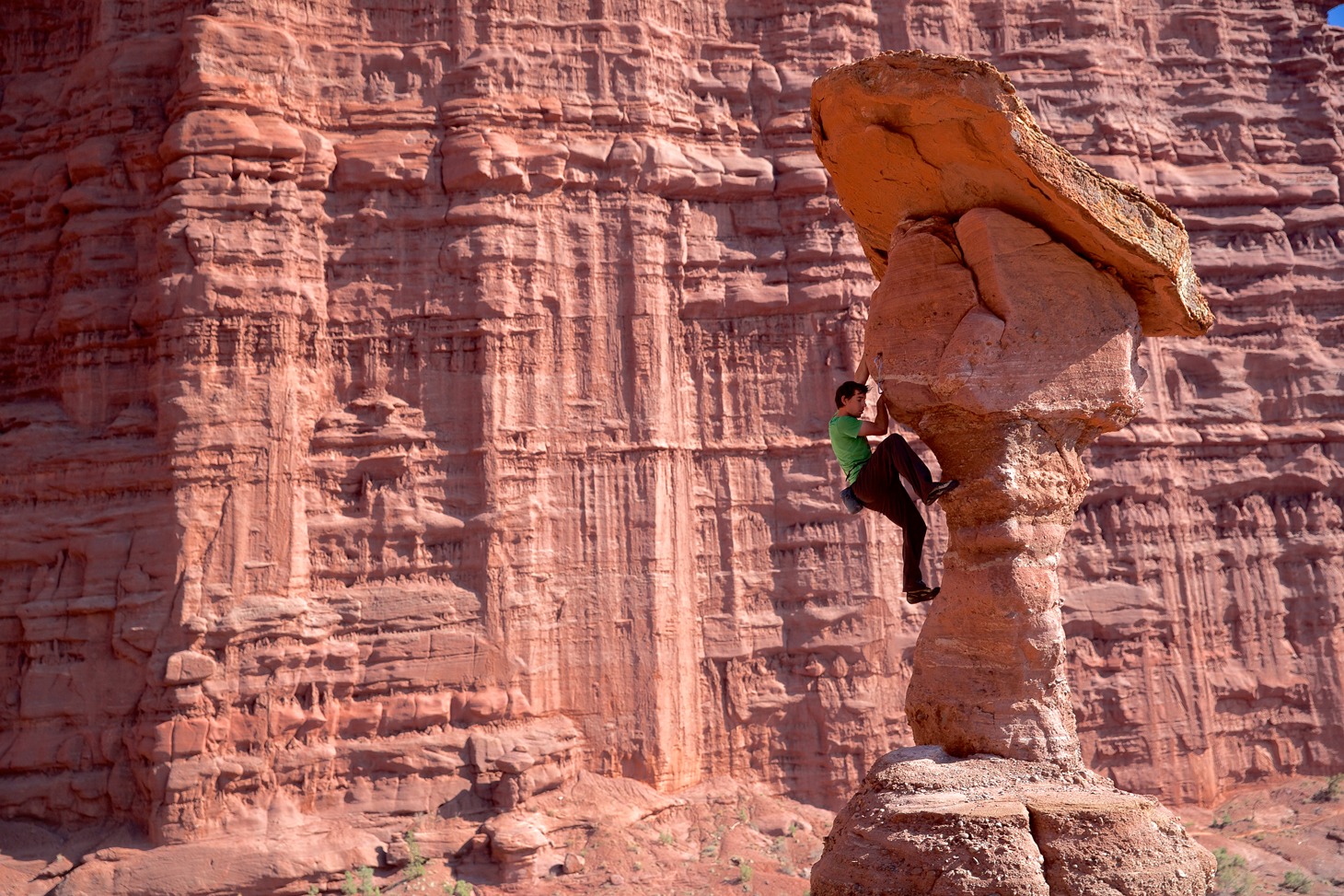 「Sufferfest 2-Desert Alpine」 (c)Cedar Wright