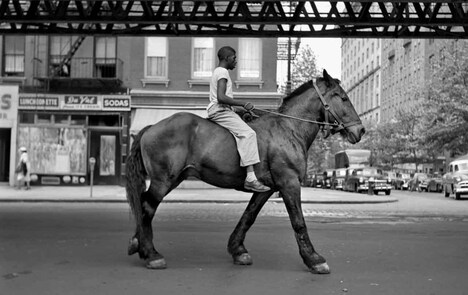 「ヴィヴィアン・マイヤーを探して」 (c) 2013 RAVINE PICTURES, LLC.  ALL RIGHTS RESERVED. (c) Vivian Maier_Maloof Collection