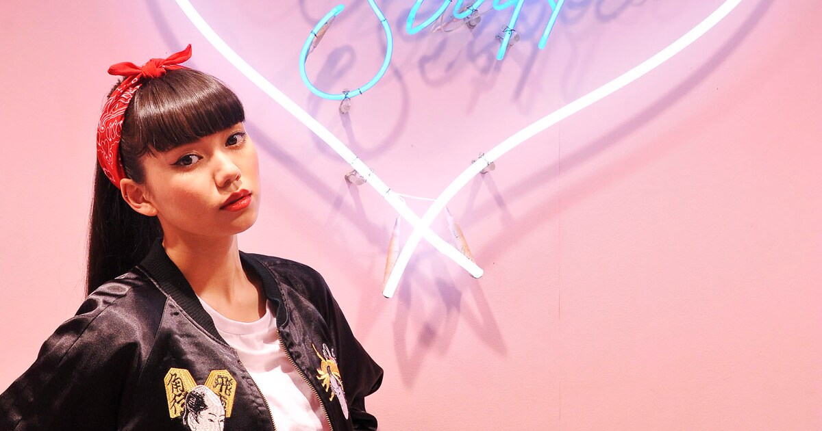 二階堂ふみ、初のコラボファッションアイテムがキャンディストリッパー 