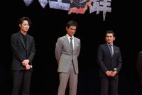 綾野剛、江口洋介、本木雅弘。