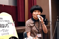 「東京映画館 映画とコーヒーのある1日」刊行記念トークショーに出席した片桐はいり。