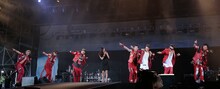 「a-nation stadium fes.」で三代目 J Soul Brothersのステージにサプライズ登場した篠原涼子。