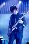 レディオヘッドのギタリスト、ジョニー・グリーンウッド。（写真提供：Pete Doherty / Retna / Photoshot / ゼータ イメージ）