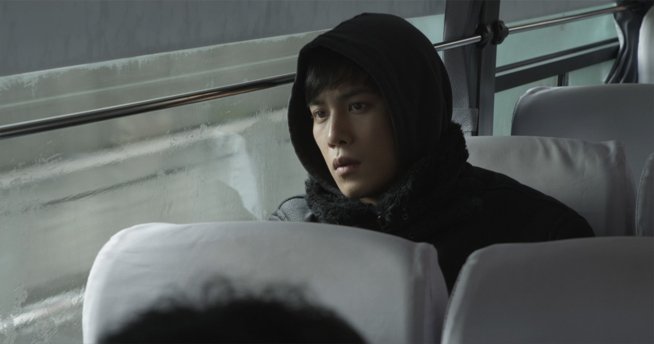 「鰻の男」 (c)2014 KIM Ki-duk Film. All Rights Reserved.