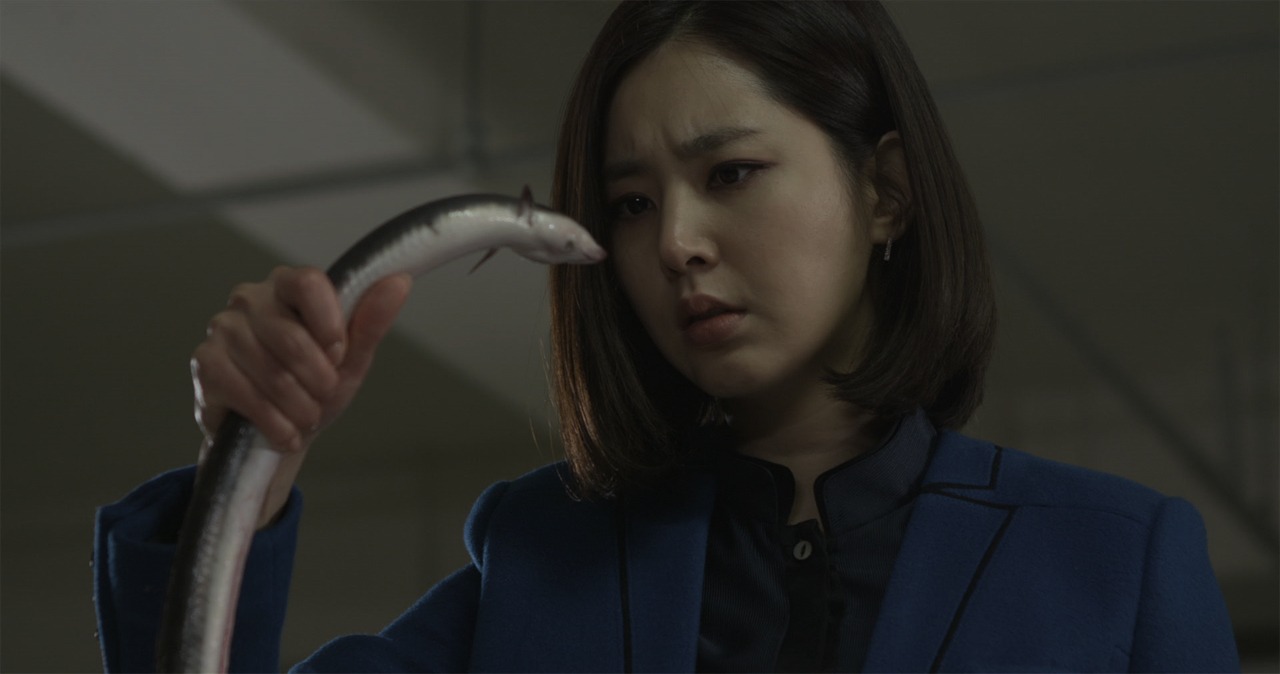「鰻の男」 (c)2014 KIM Ki-duk Film. All Rights Reserved.