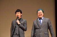 左から伊藤陽佑、稲田徹。