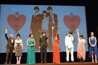 利太派か弘光派かで多数決を採る登壇者たち。