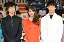 「ヒロイン失格」ジャパンプレミア試写会の様子。左から山崎賢人、桐谷美玲、坂口健太郎。