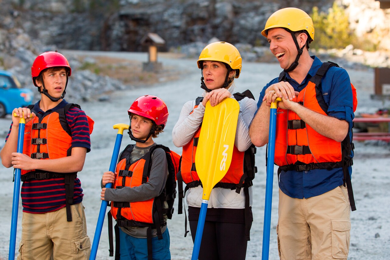 「お！バカんす家族」 (c) 2015 WARNER BROS. ENTERTAINMENT INC. AND RATPAC-DUNE ENTERTAINMENT LLC