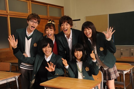 「orange-オレンジ-」のメインキャストたち。(c)2015「orange」製作委員会 (c)高野苺/双葉社