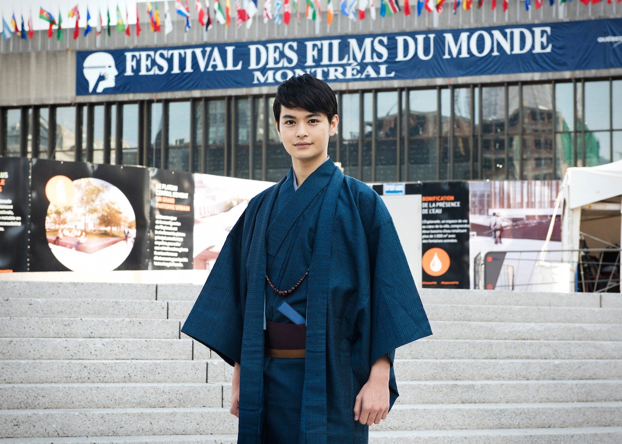 モントリオール世界映画祭の会場を訪れた瀬戸康史。