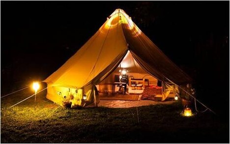 「グランピング」イメージ写真