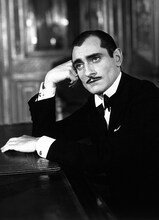 ピエール・エテックス監督作「ヨーヨー」 (c)2010 Fondations Technicolor-Groupama Gan-Studio 37