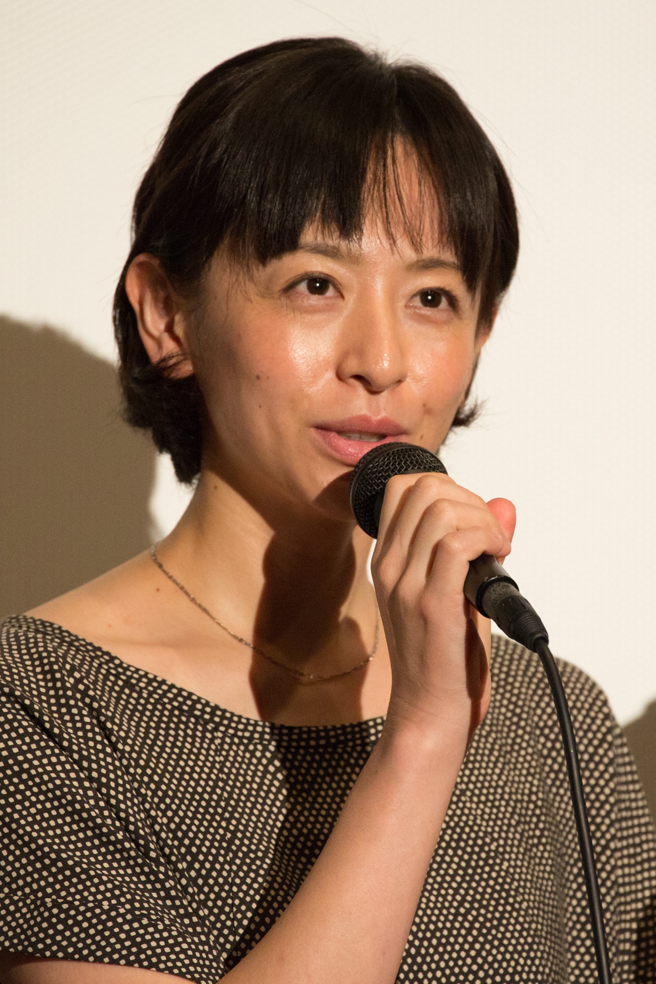 荻野友里