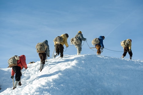 「K2～初登頂の真実～」 (c)2012 REDFILM, RAI Fiction & TERRA INTERNATIONALE FILMPRODUKTIONEN GmbH