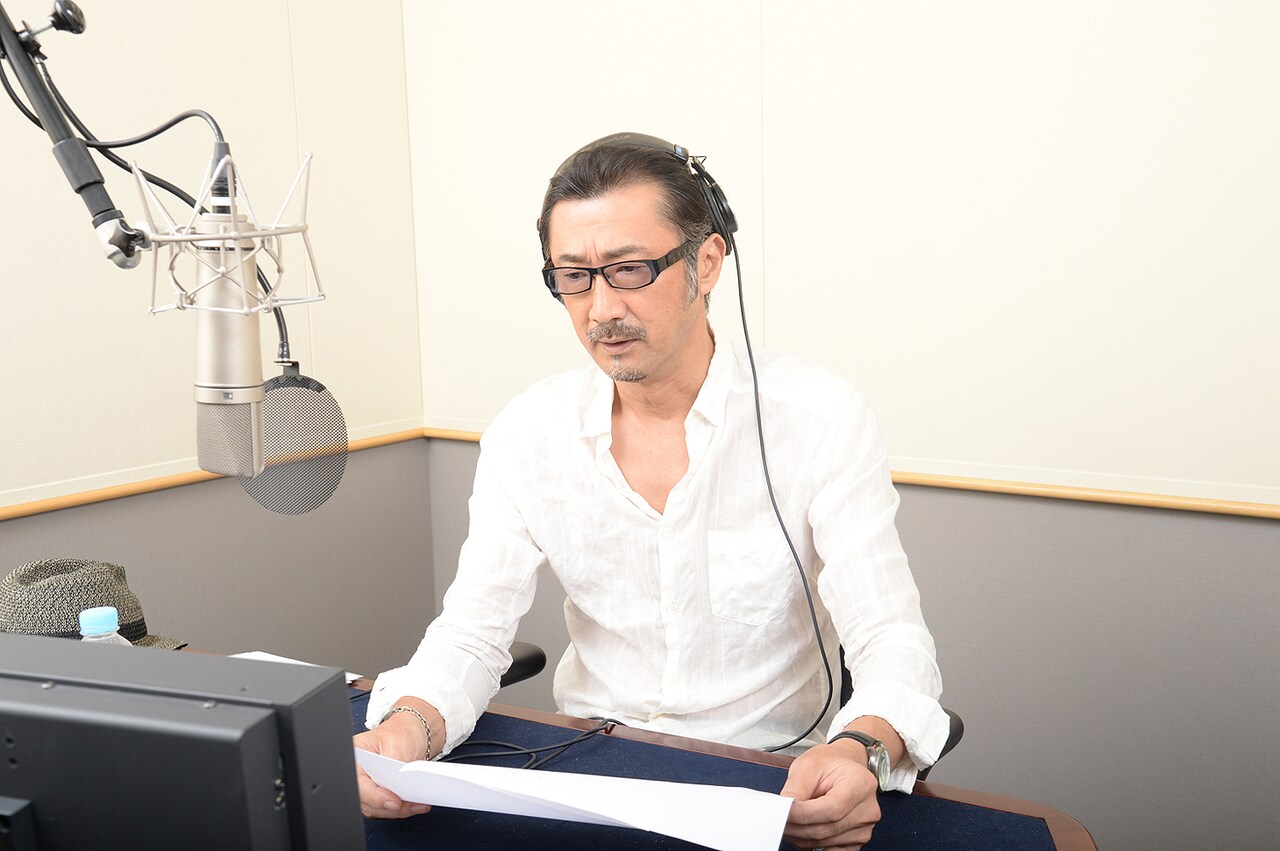 番宣CMの収録を行う大塚明夫。
