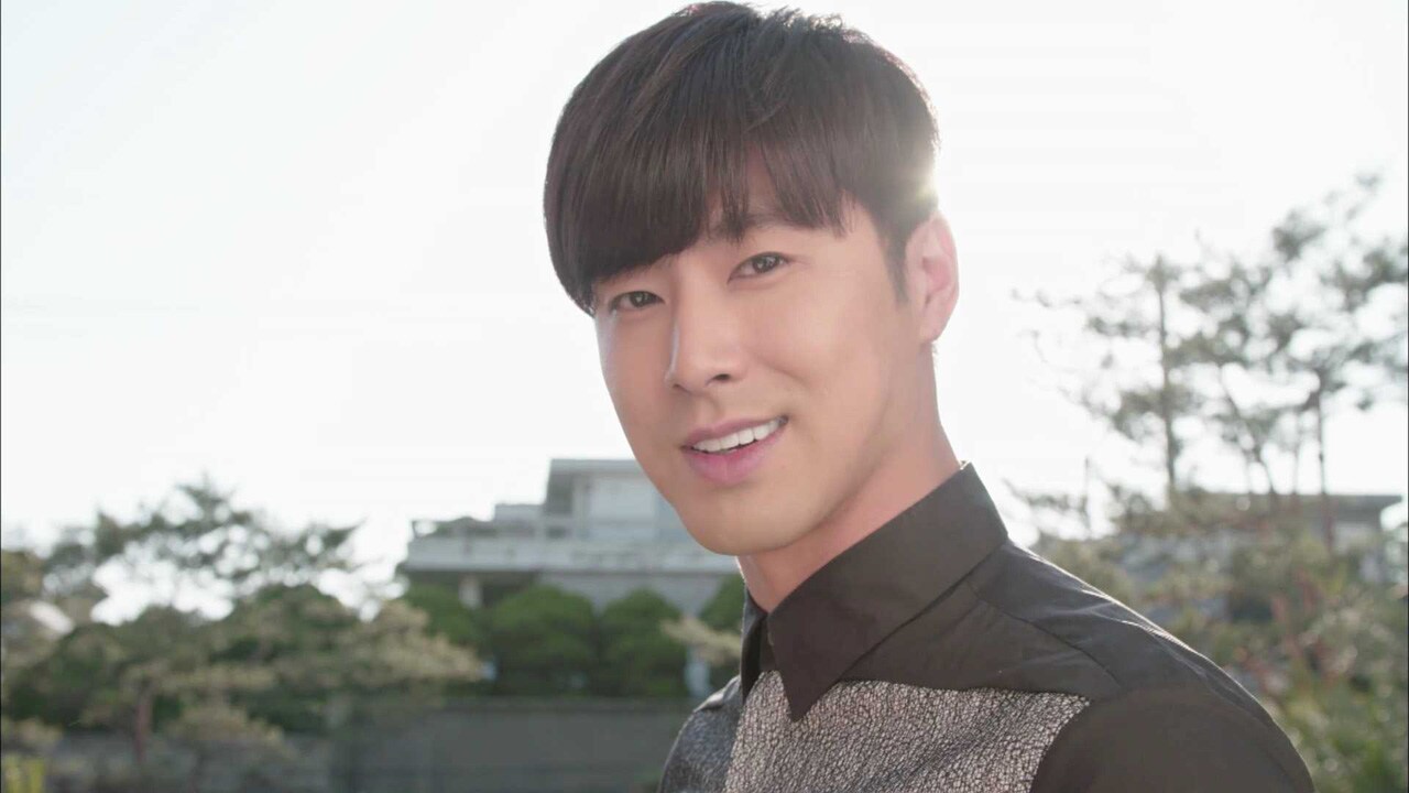 東方神起ユンホ主演作、週替わりの来場者特典はポストカードとマグネット