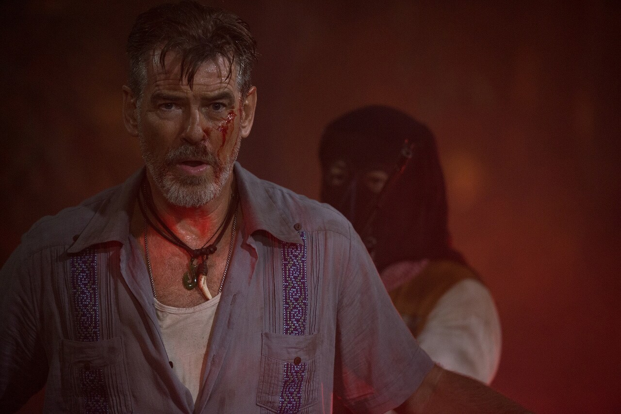 「クーデター」 (c) 2015 Coup Pictures, LLC.  All rights reserved.