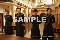 「メサイア-深紅ノ章-」前売り特典生写真 (c)Messiah Project・(c)2015「メサイア深紅ノ章」製作委員会