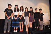 「私たちのハァハァ」舞台挨拶、松居大悟が「4人と離れるの寂しい」と涙目