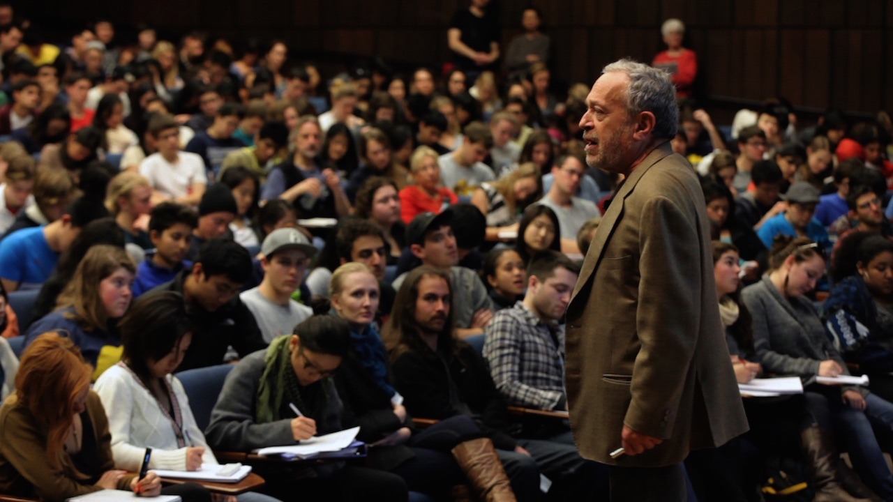 「みんなのための資本論」 (c)2013 Inequality for All,LLC