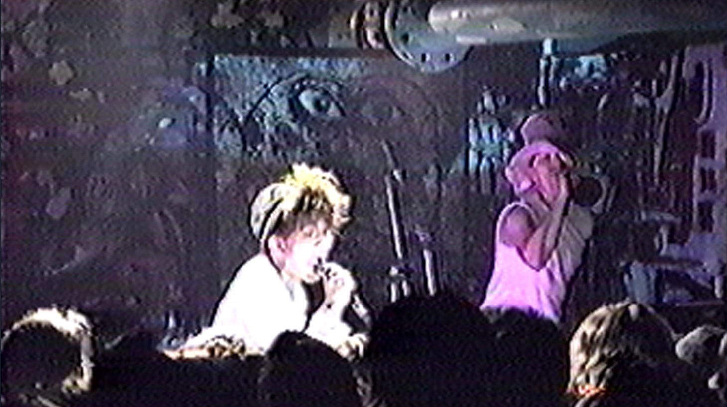 1989年8月20日に行われた電気グルーヴデビューライブの様子。(c)2015 DENKI GROOVE THE MOVIE? PROJECT