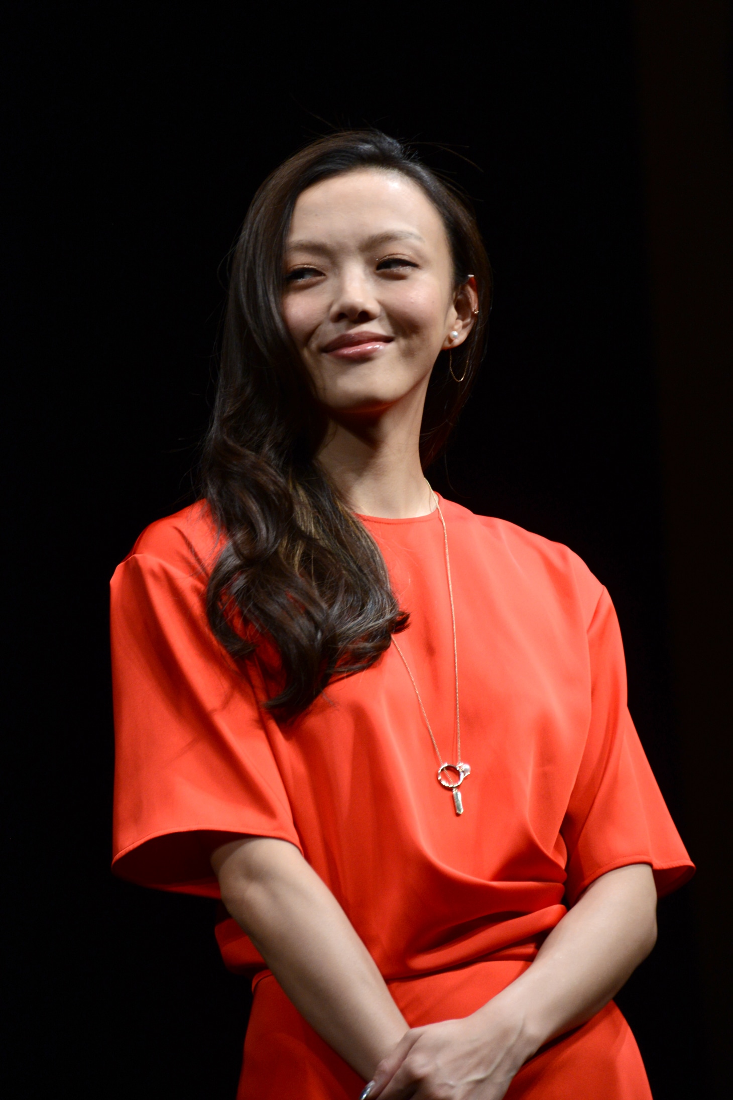 女殺し屋・余市役の福島リラ。