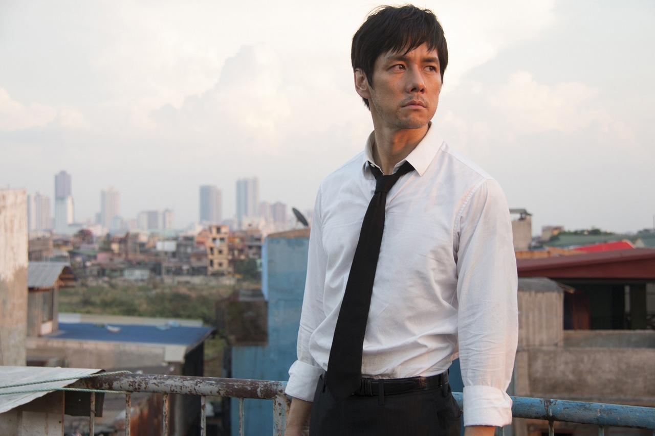 「劇場版 MOZU」(c)2015 劇場版「MOZU」製作委員会 (c)逢坂剛／集英社