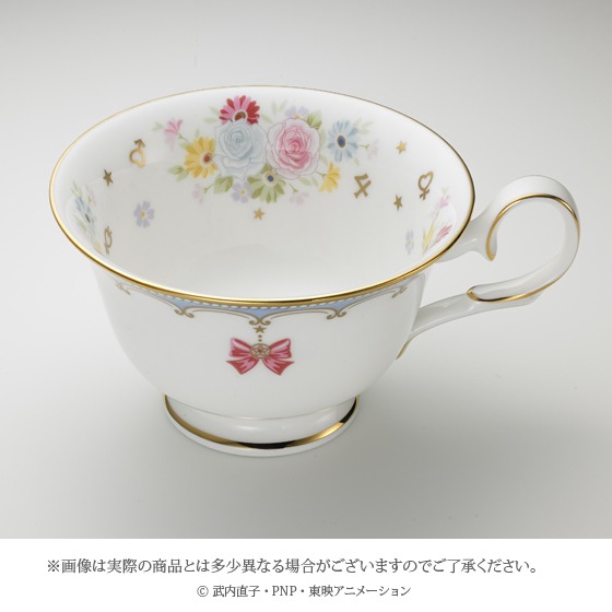 「美少女戦士セーラームーン ティーカップ＆ソーサーセット2016」のティーカップ。