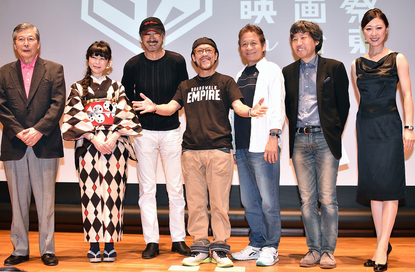 「とり・みきの吹替え“凄ワザ”講義」の様子。左から羽佐間道夫、園崎未恵、大塚明夫、多田野曜平、安原義人、とり・みき、森洋子。