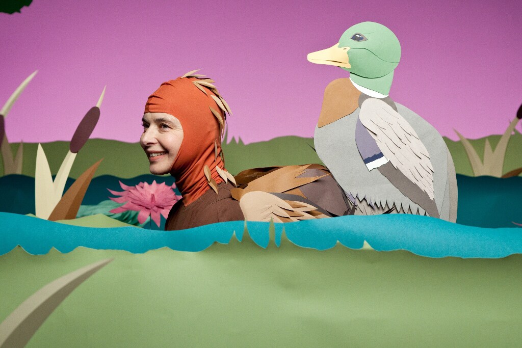 I・ロッセリーニが動物の生殖解説する舞台に密着、「グリーン・ポルノ」予告編