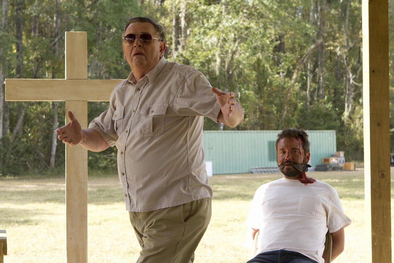 イーライ・ロス製作、カルト教団の集団自殺をPOVで描く「サクラメント」11月公開