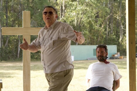 「サクラメント 死の楽園」 (c)2013 SLOW BURN PRODUCTIONS LLC