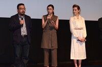 第28回東京国際映画祭ラインナップ発表会の様子。左から中村義洋、竹内結子、ブライアリー・ロング。