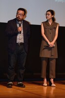 イベントの様子。左から中村義洋、竹内結子。