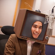 “テレビ男”と超常現象好き女子の奇妙な同棲生活描く「春子超常現象研究所」予告編