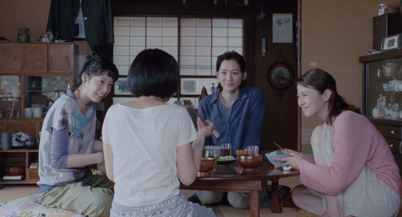 「海街diary」 (c)2015吉田秋生・小学館／フジテレビジョン 小学館 東宝 ギャガ