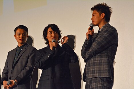 舞台挨拶の様子。