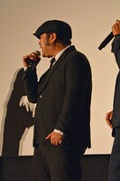 司会者に名前を忘れられ、ショックを受ける皆川猿時。