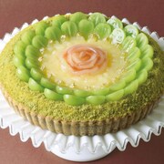 キルフェボンで「ヴェルサイユの宮廷庭師」をイメージした洋梨とバラのタルト販売