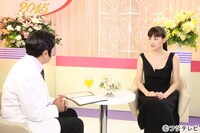 三谷幸喜（左）と綾瀬はるか（右）。