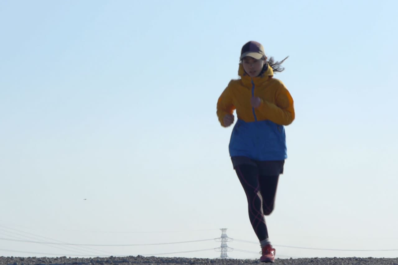 鈴木卓爾のSFメタ映画「ジョギング渡り鳥」公開決定、無料上映イベントも