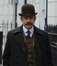 「SHERLOCK／シャーロック」クリスマススペシャル特番撮影中のマーティン・フリーマン。（写真提供：WENN.com / ゼータ イメージ）